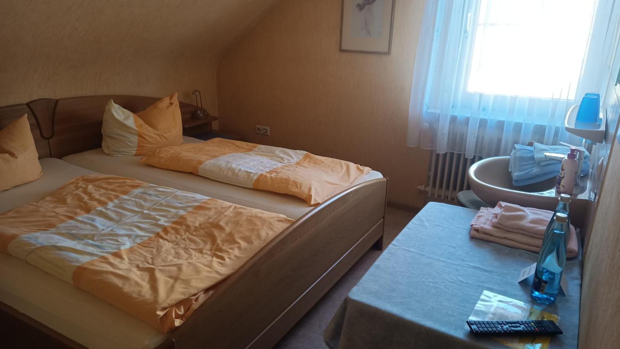 Gasthaus Krone Pforzheim Dış mekan fotoğraf